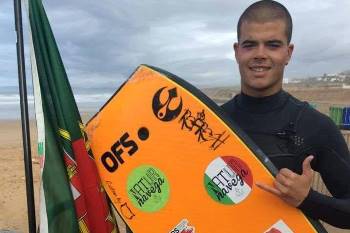 Poveiro vai avançando no Europeu de bodyboard