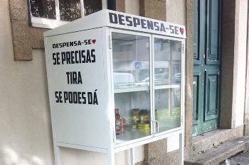 "Despensa-se: Se precisas tira. Se podes dá."