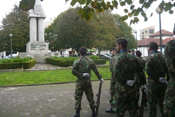 Militares e ex-combatentes festejam fim da I Guerra